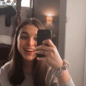 Meet your Posher, Gabi